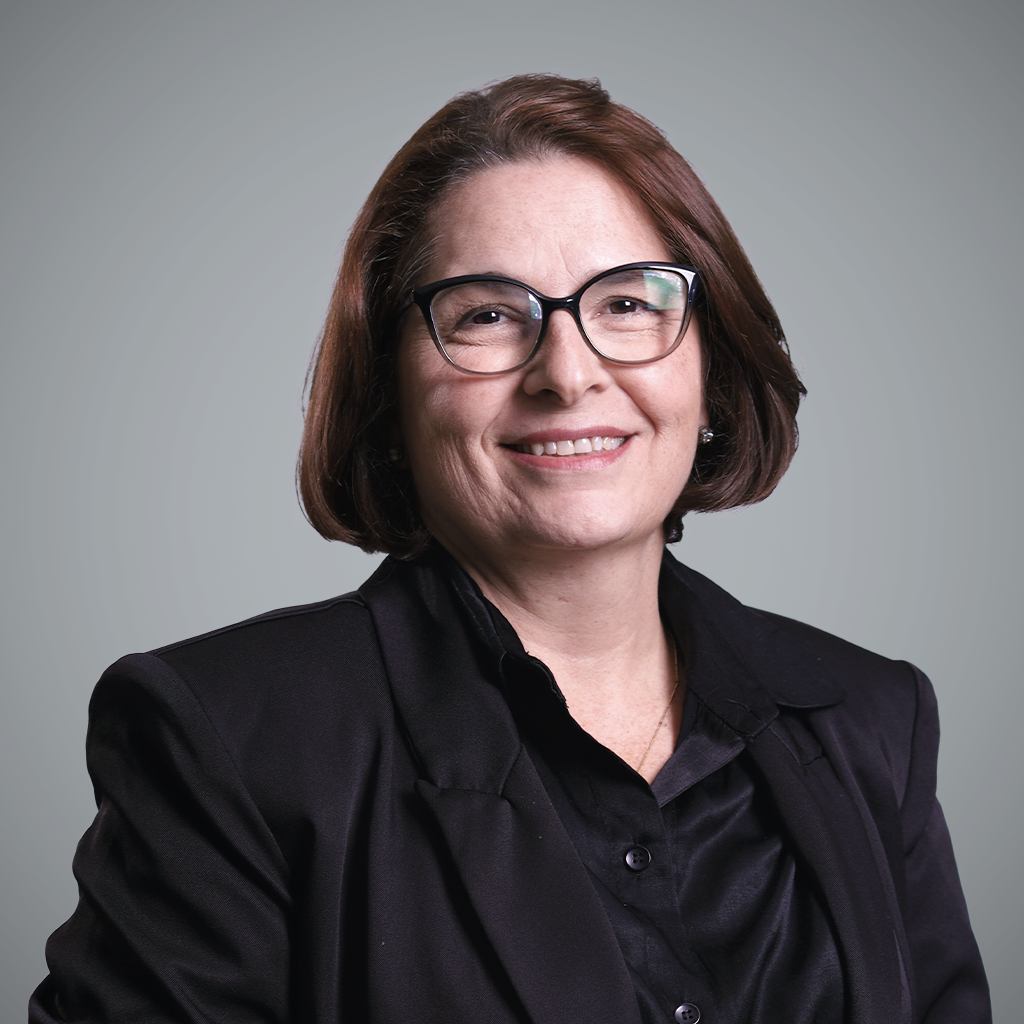 Ana Paula Perenne